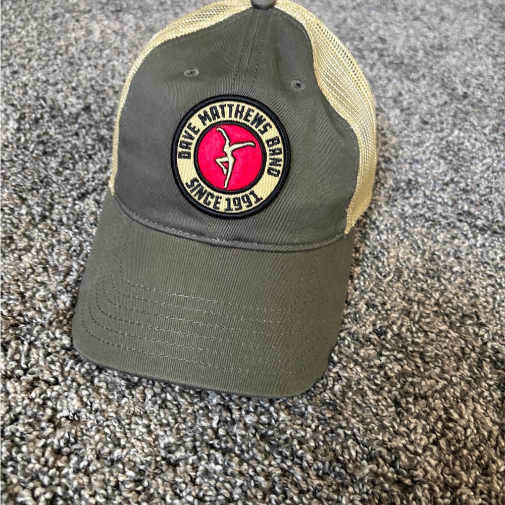 Dave Matthew’s band Olive and Tan Mesh Cap NWOT